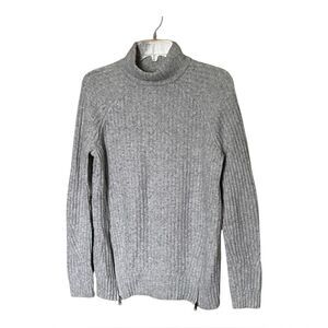 Abercrombie & Fitch Gray Wool-Blend Mock Neck Sweater with Zipper Detail Size M